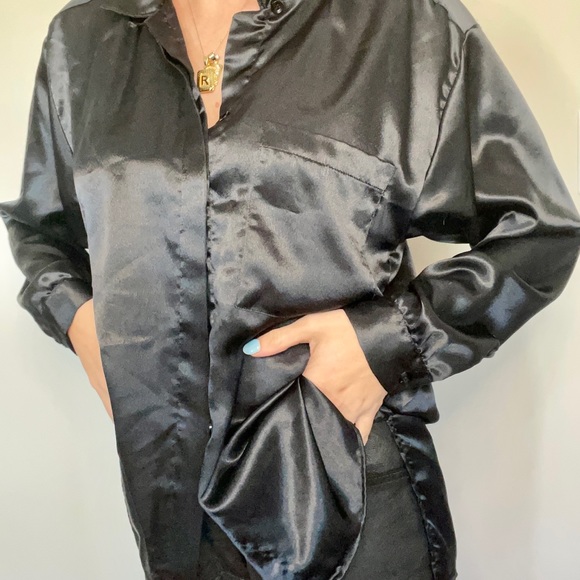 Vintage Satin Feel Button Down - Picture 4 of 4
